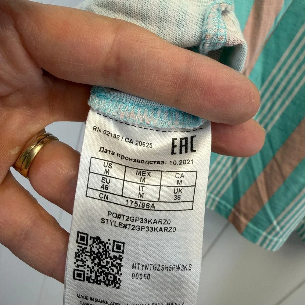 Guess Los Angeles Preppy Logo Striped Tee Men Size M Pastel Summer Beach Classic - Picture 9 of 9